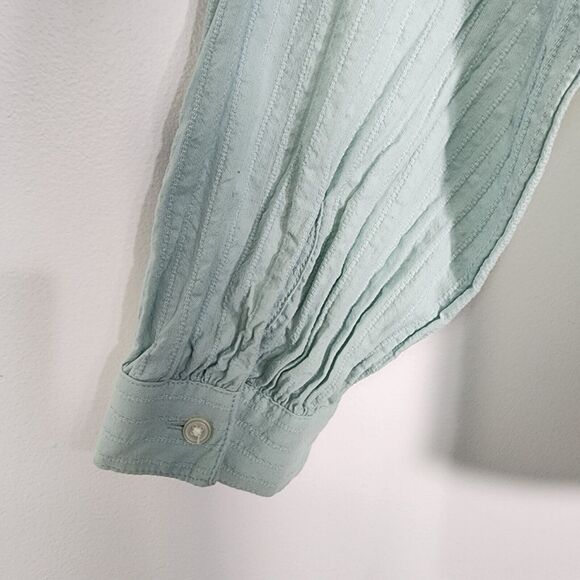 Loft Womens Blouse Medium Mint Green Lace Pleated Button Down Textured Long Slv - Picture 6 of 9